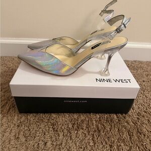 Nine West Heat3 Iridescent Silver Heels, Size 8M